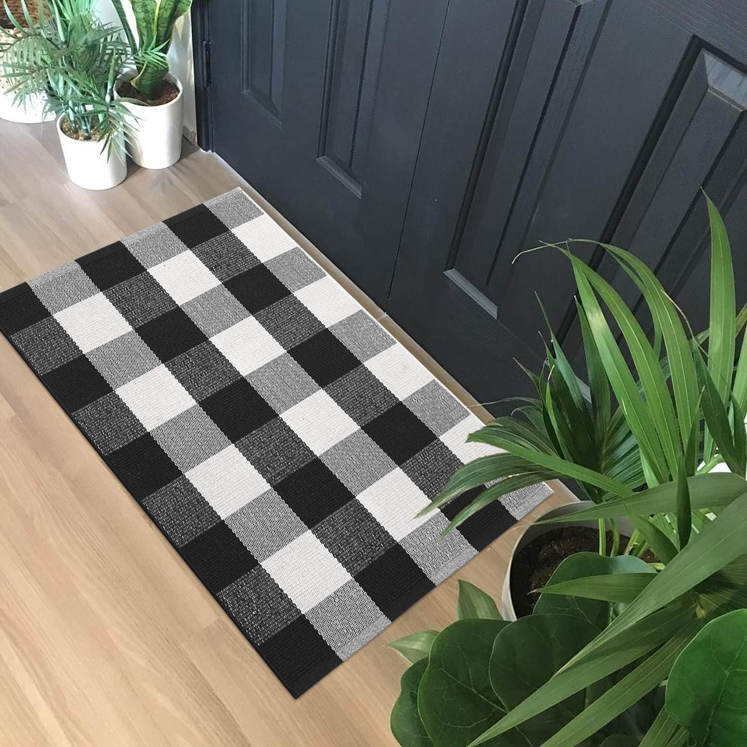 Buffalo Plaid Outdoor Door Mat, 2X3 Ft Front Porch Rugs, Washable Woven Black White Checkered Rug, Welcome Layered Doormats Outdoor for Farmhouse Kitchen/Entryway/Front Door