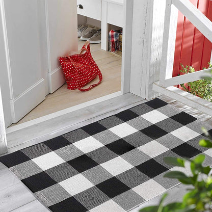 Buffalo Plaid Outdoor Door Mat, 2X3 Ft Front Porch Rugs, Washable Woven Black White Checkered Rug, Welcome Layered Doormats Outdoor for Farmhouse Kitchen/Entryway/Front Door